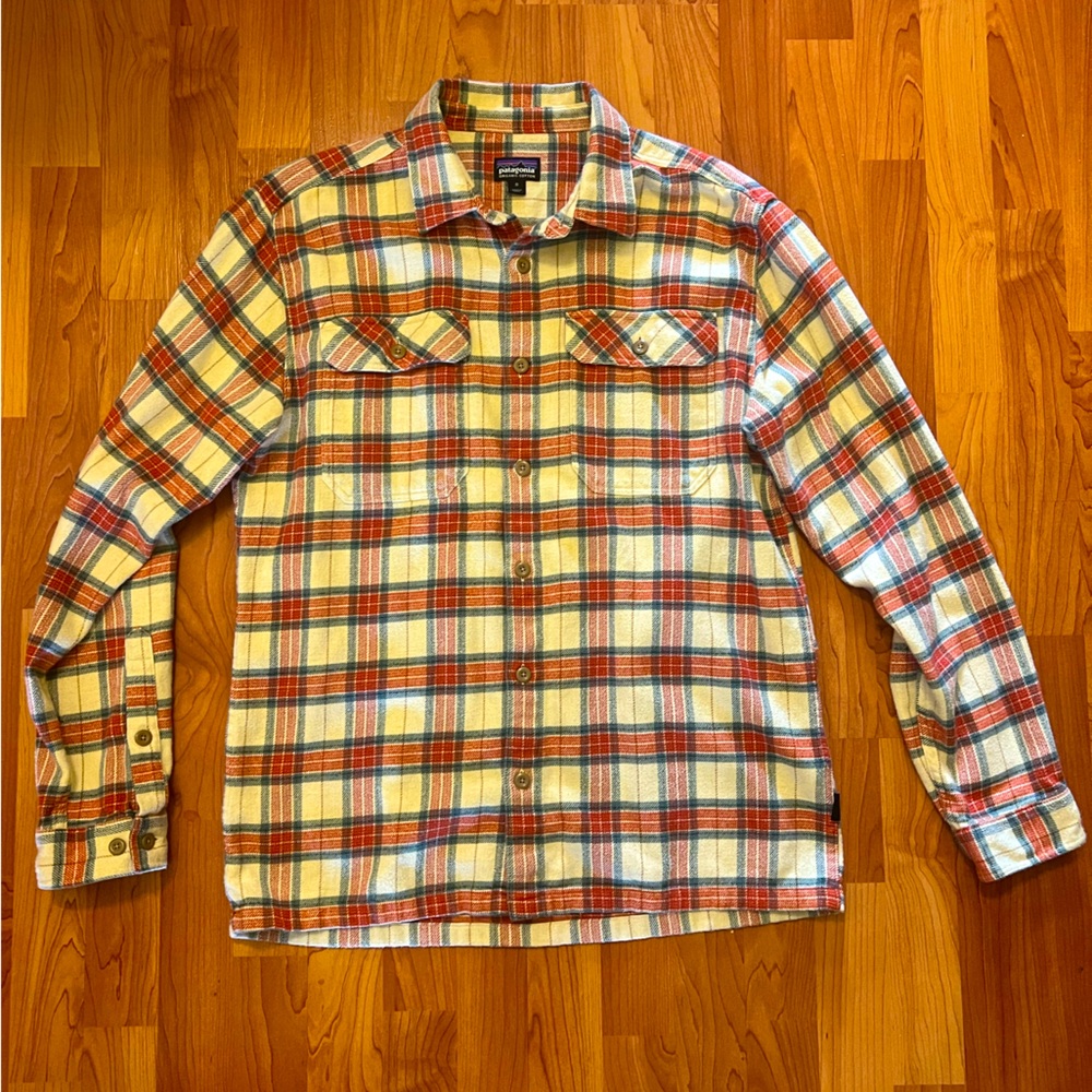 Patagonia Fjord Flannel- Men’s Medium- 100% Organic Cotton- Plaid